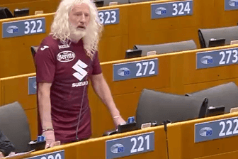Mick Wallace: Der Ire sitzt im EU-Parlament und ist dort Teil der linken GUE/NGL-Fraktion.