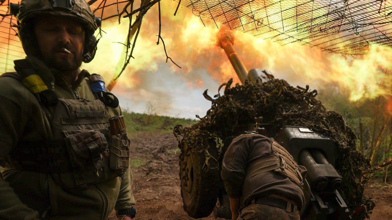 Ukrainische Artillerie: Der Westen muss ein Signal der Entschlossenheit gen Russland senden, sagt Ben Hodges.