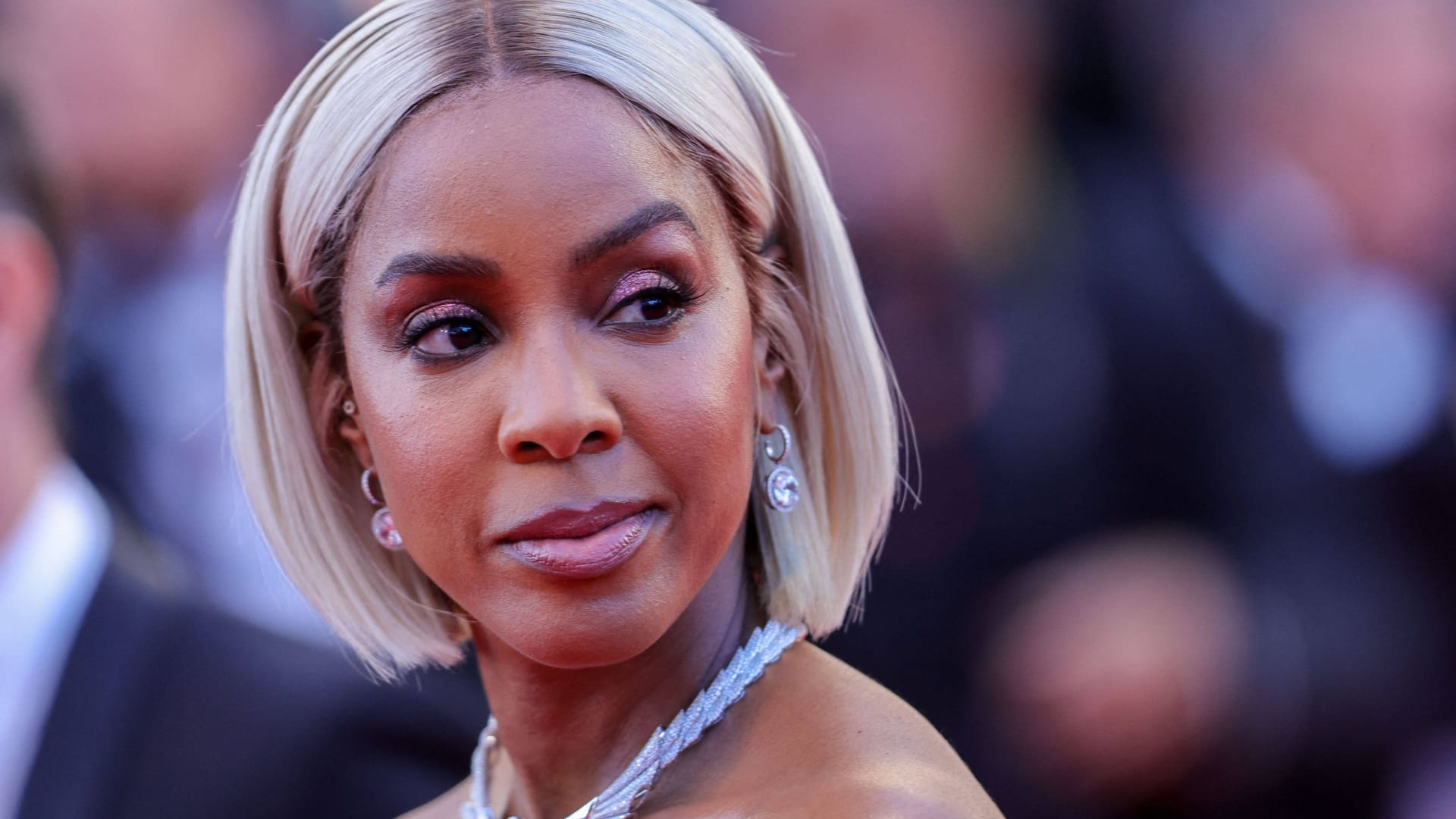 Kelly Rowland: Die Künstlerin sorgte auf dem Roten Teppich für Aufsehen.