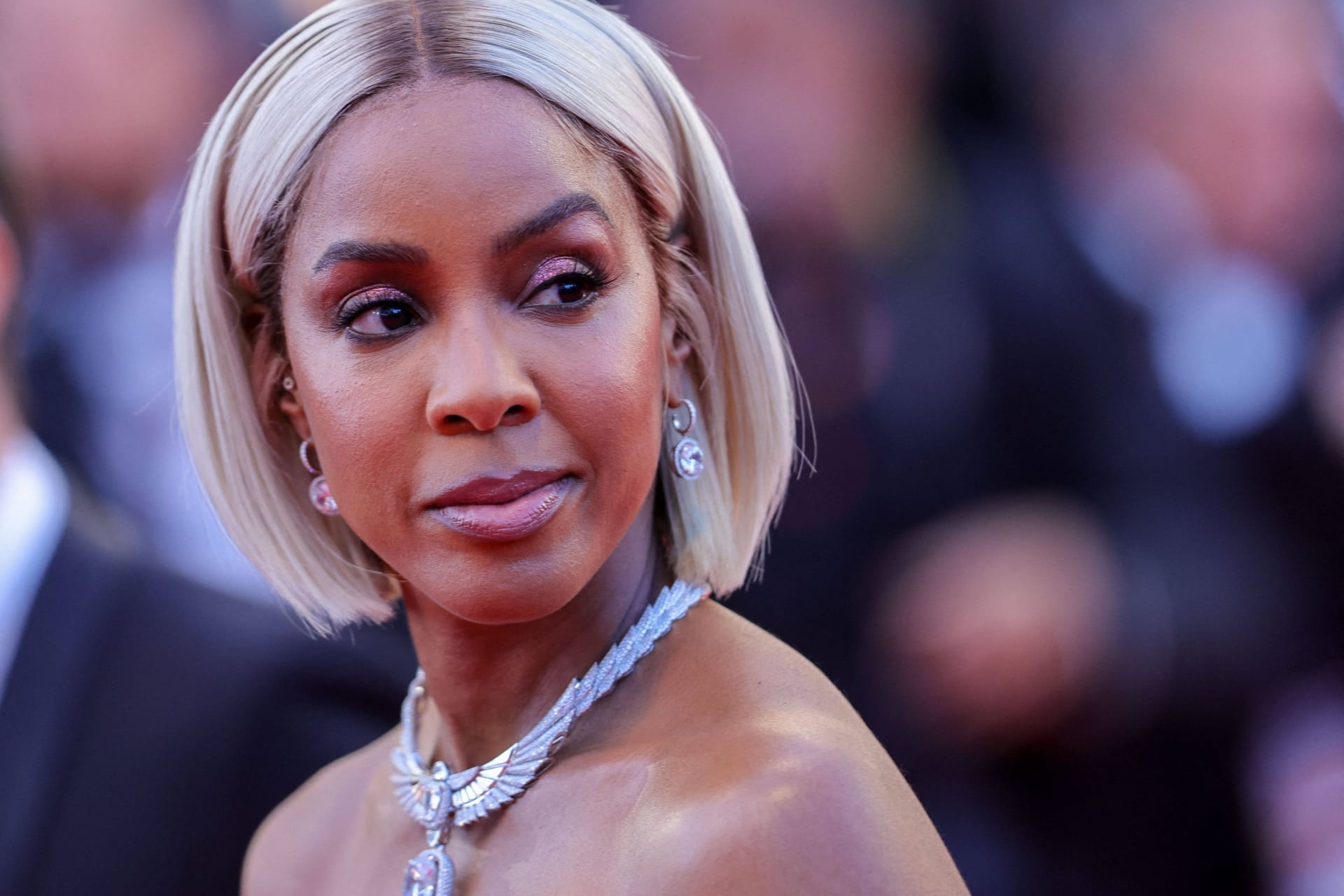 Kelly Rowland: Die Künstlerin sorgte auf dem Roten Teppich für Aufsehen.