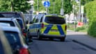 Polizeiauto in der Nähe des Bürgerparks: Die Dreijährige ist wieder bei ihrer Familie.