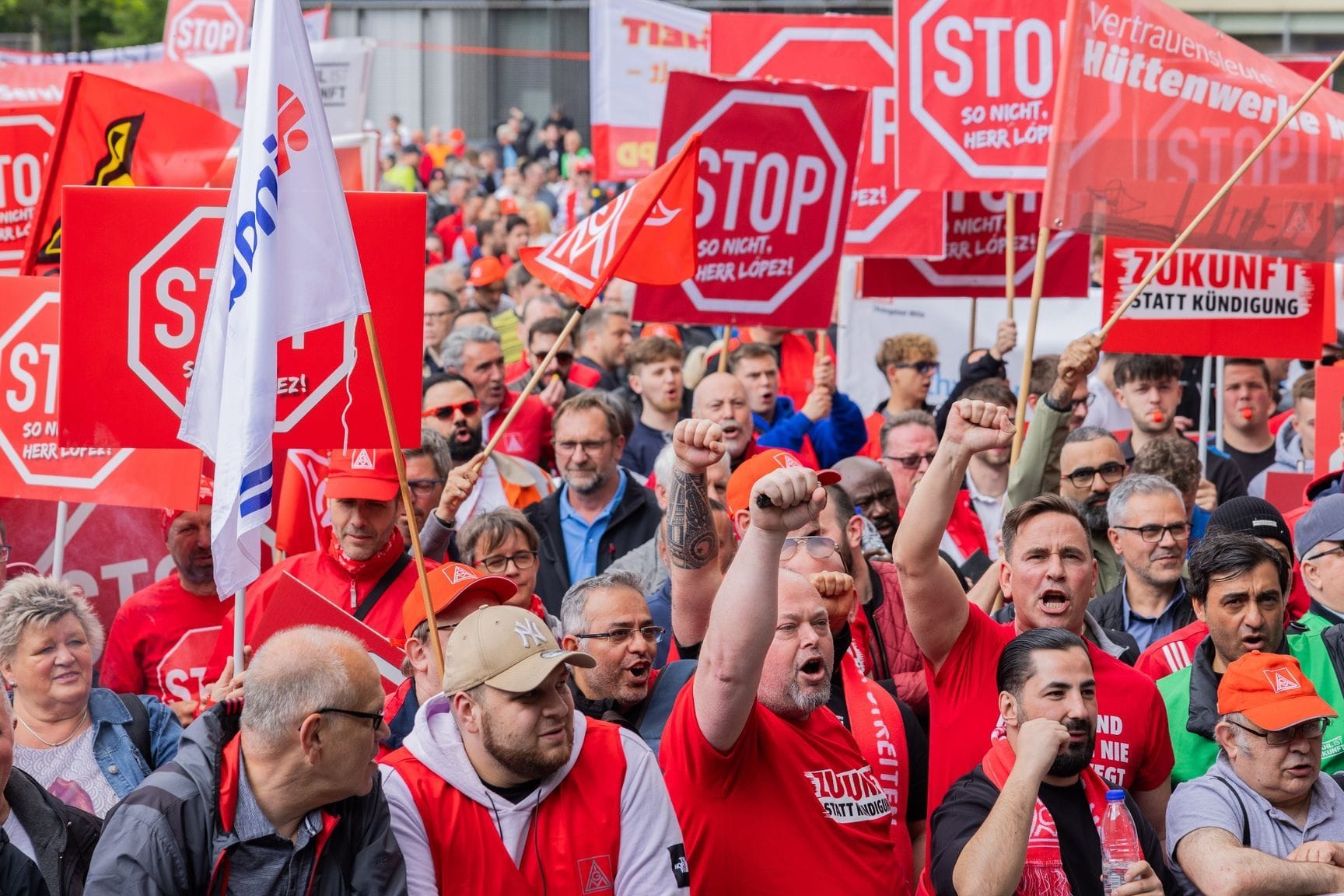 Thyssenkrupp - Demonstration vor Aufsichtsratssitzung