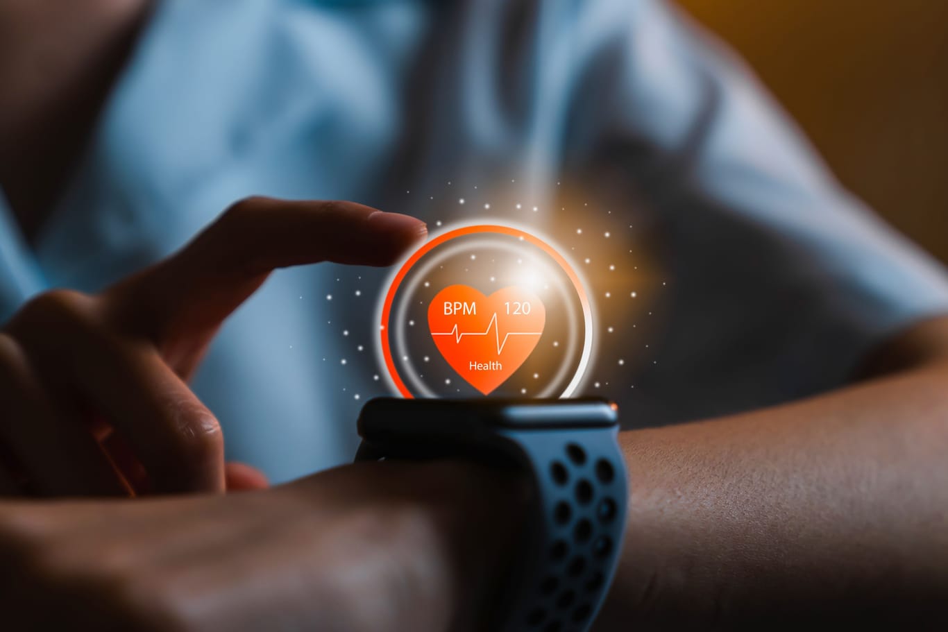 Mehr als eine Uhr: Smartwatches zeigen nicht nur die Zeit an, sondern liefern Ihnen auch spannende Informationen über Ihre Gesundheit. Heute gibt es einige Modelle im Sale bei Amazon. (Symbolbild)