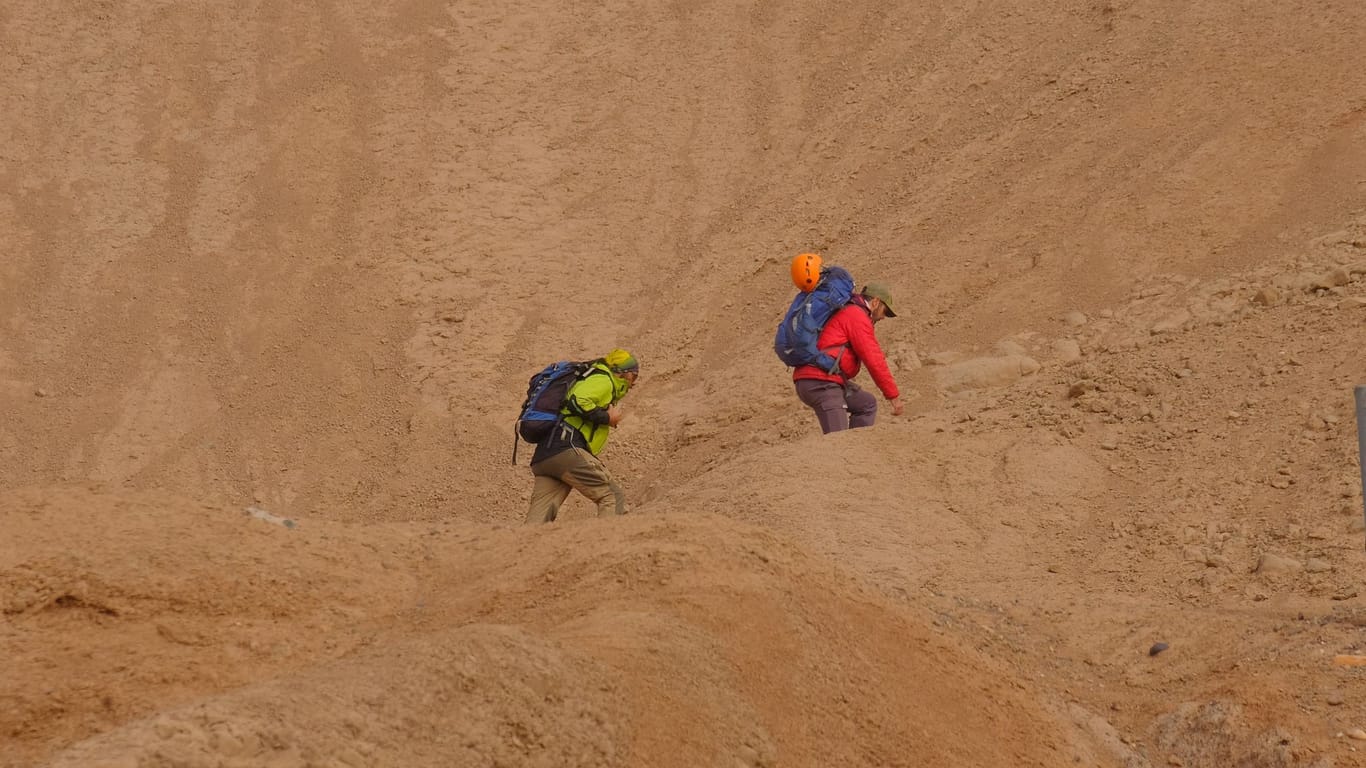 Rettungskräfte auf dem Cerro de las Tres Marías