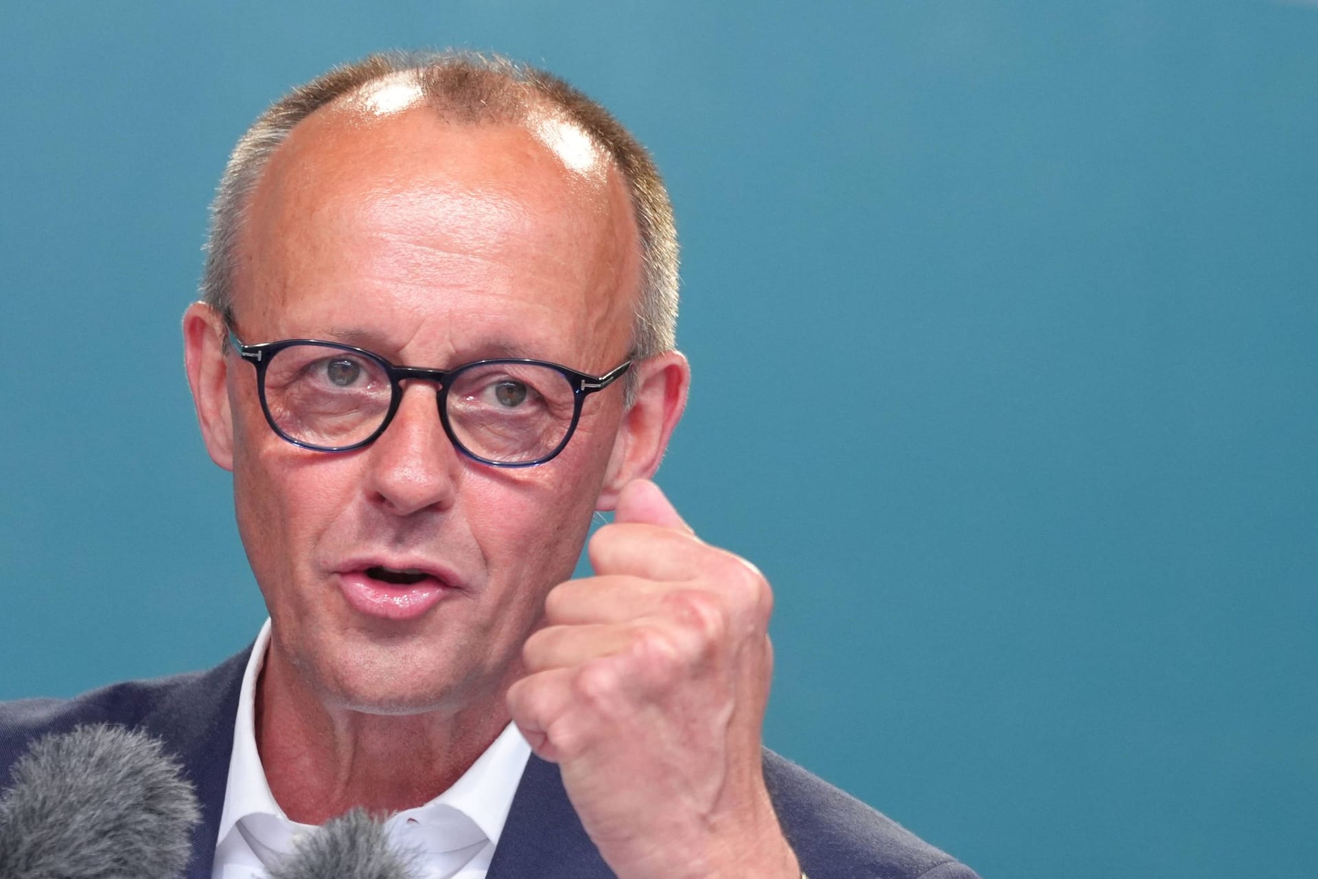 Friedrich Merz (Archivbild): Auch Merz hatte sich öffentlich gegen ein Verbot von Verbrennerautos ausgesprochen.