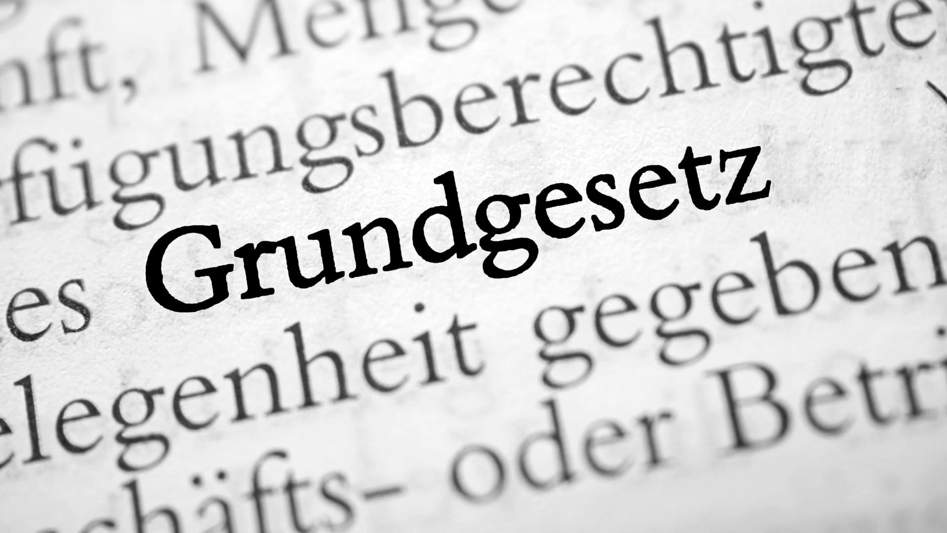 "Grundgesetz": Für wen gelten seine Bestimmungen?