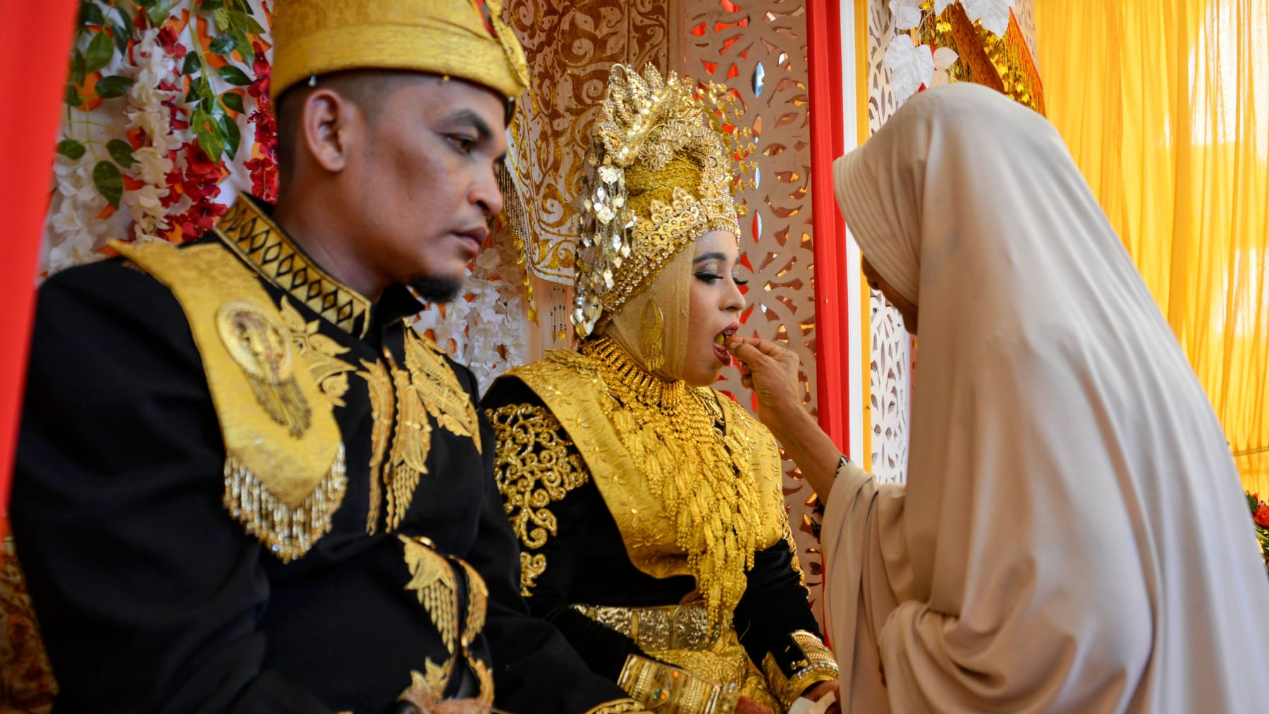 Calon pengantinnya adalah laki-laki