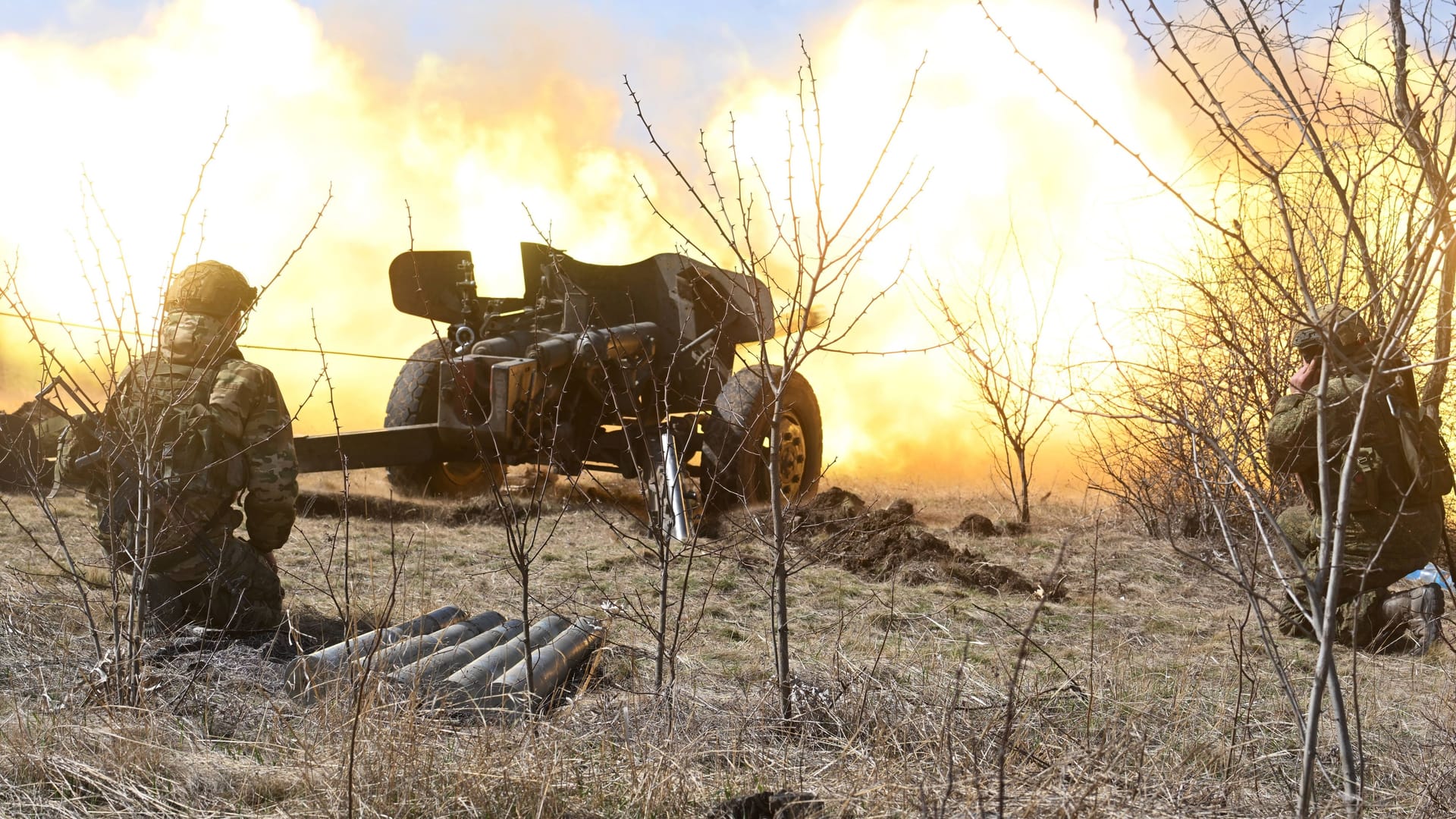 Russische Soldaten beim Training: Die Ukraine ist in schwerer Bedrängnis, warnt Historiker Jan C. Behrends.