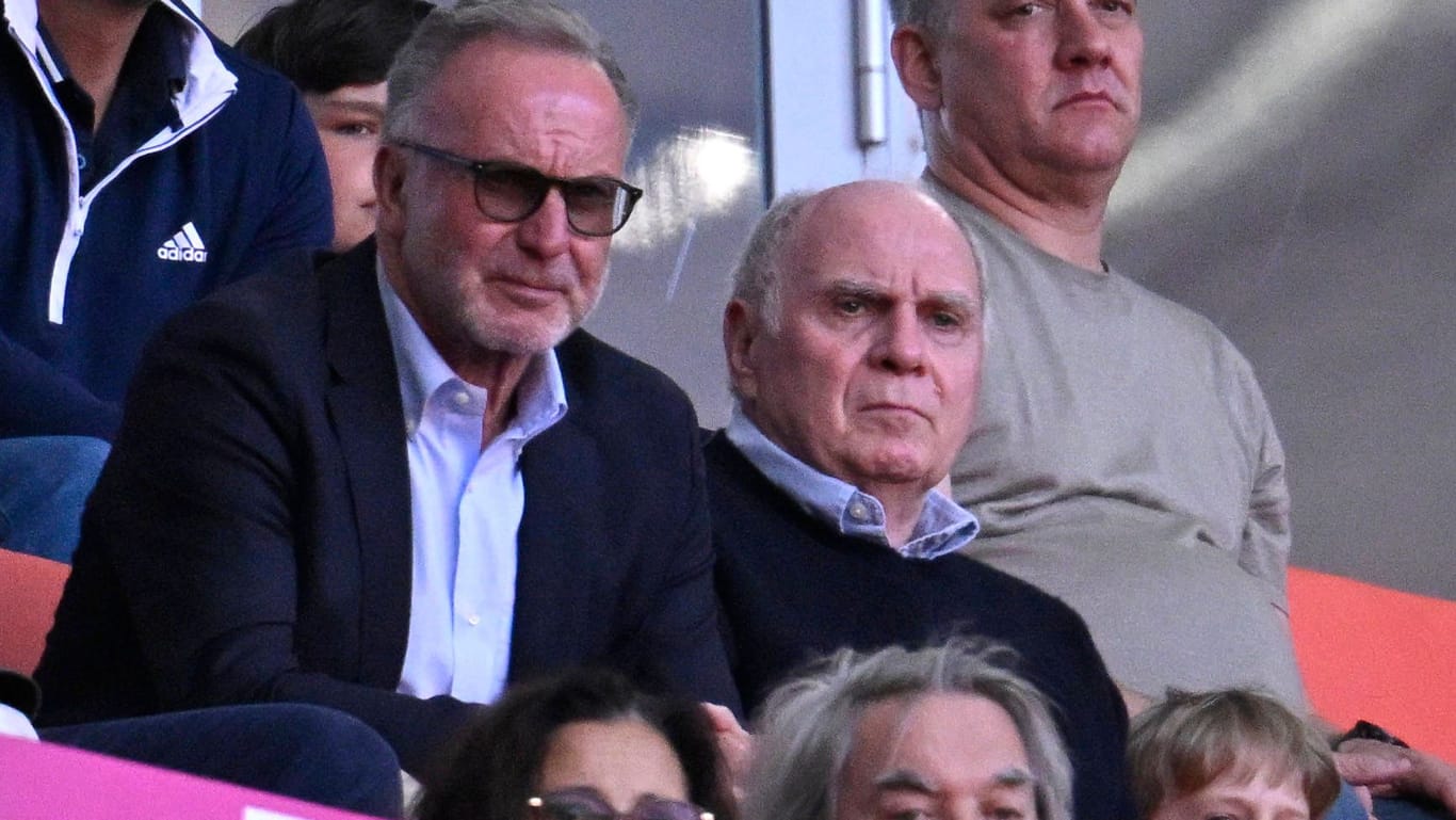 Karl-Heinz Rummenigge (l.) und Uli Hoeneß sind im Aufsichtsrat des FC Bayern.