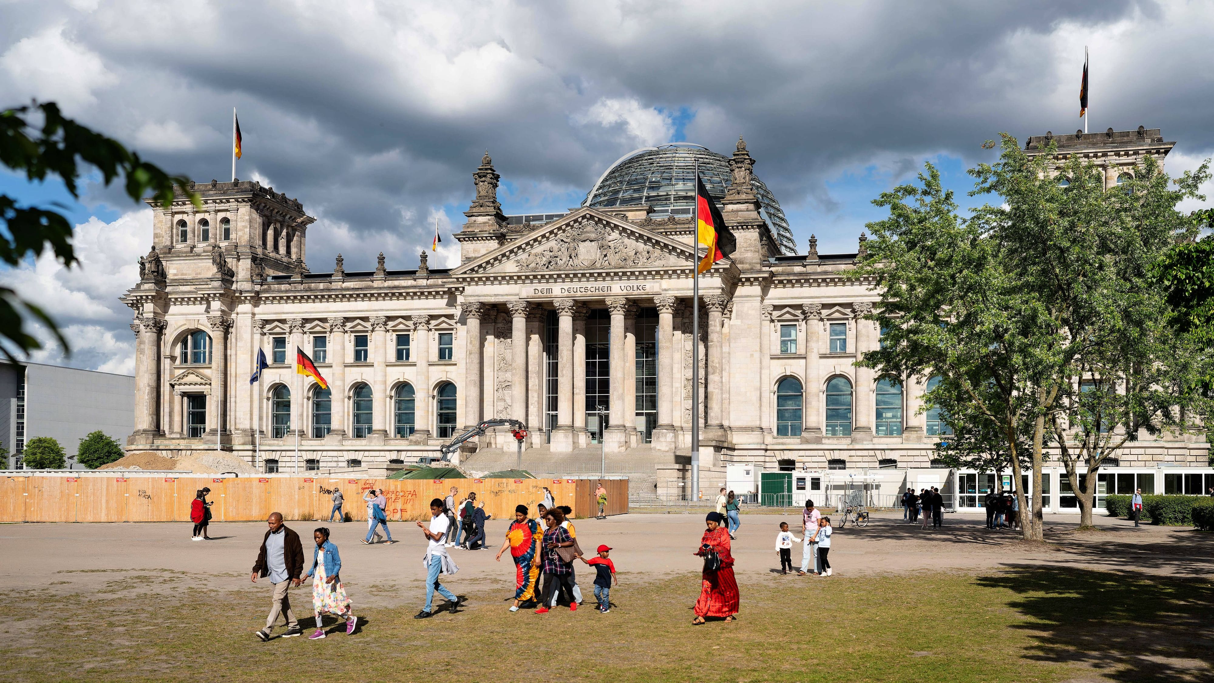 Bundestag und Diäten: Abgeordneten-Gehälter steigen deutlich