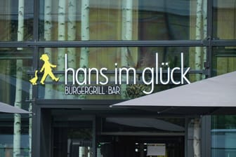 "Hans im Glück"-Filiale in NRW (Symbolfoto): Im Lokal am Mediapark fanden Lebensmittelkontrolleure fragwürdige Zustände vor.