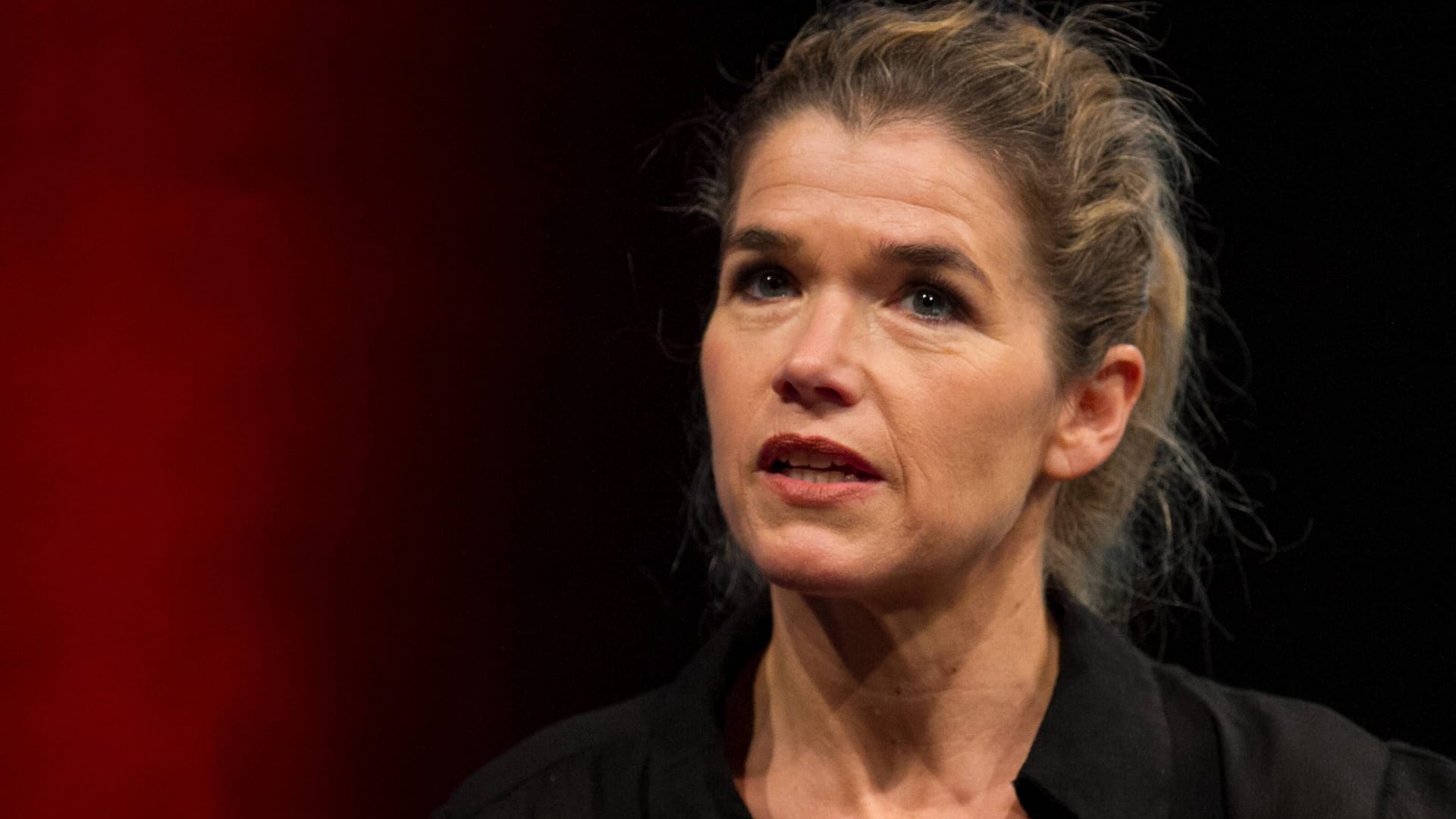 Anke Engelke: Sie ist Comedian, Schauspielerin, Moderatorin und Synchronsprecherin, dabei aber vor allem entwaffnend ehrlich.