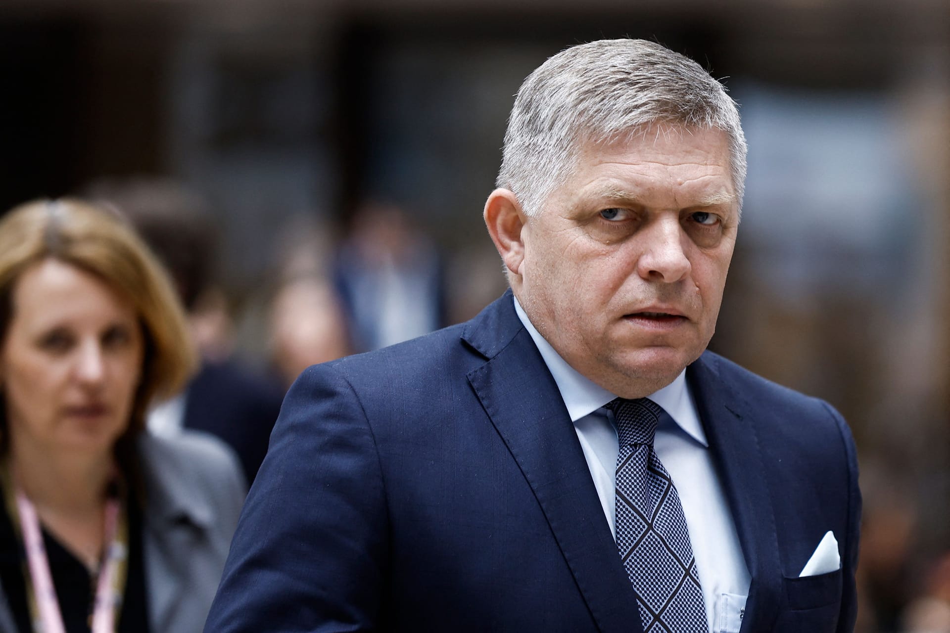 Der slowakische Regierungschef Robert Fico: Nach dem Attentat auf ihn schwebte der Politiker zunächst in Lebensgefahr.