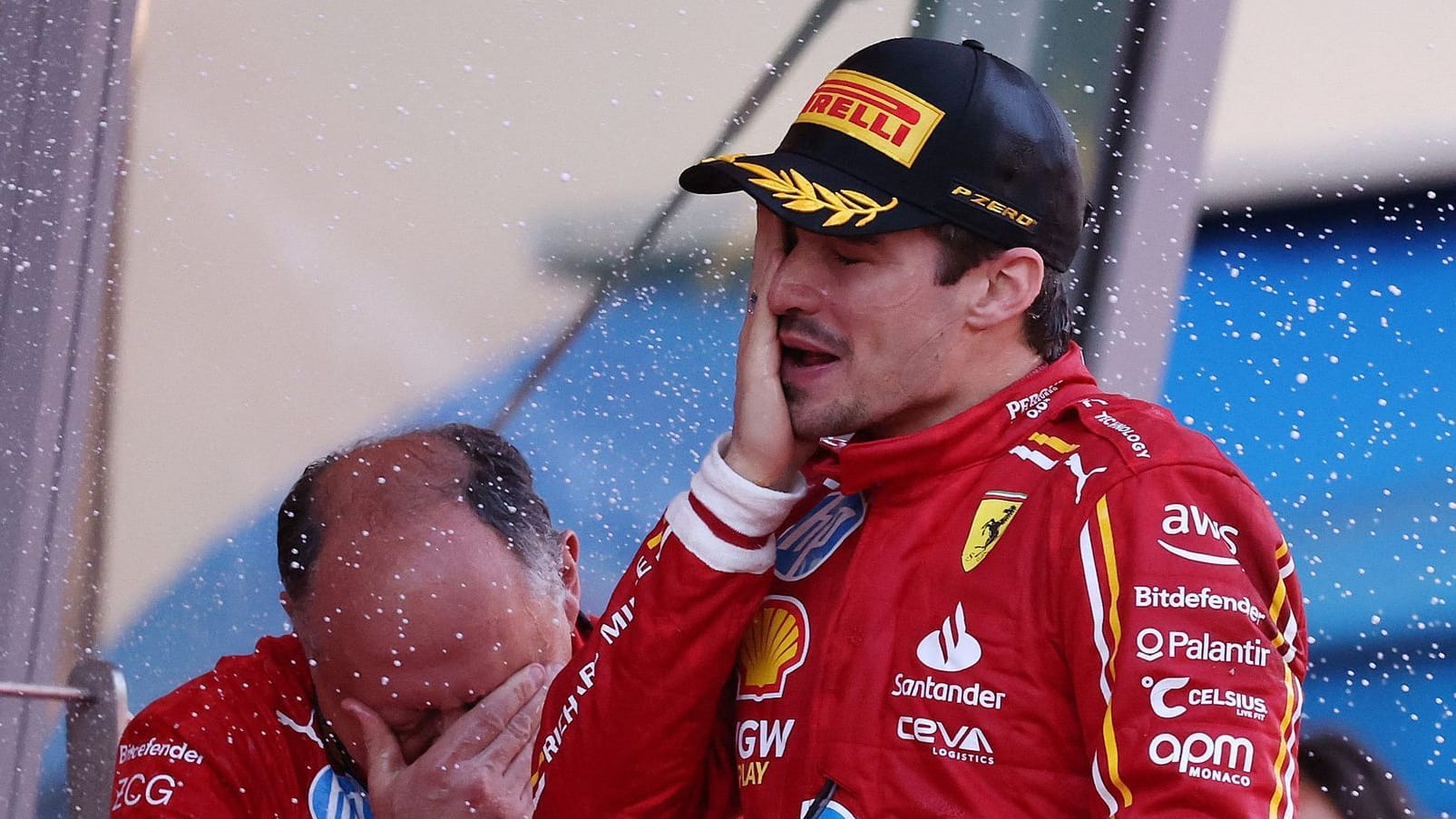 Charles Leclerc: Der Monegasse sorgte nach dem Sieg bei seinem Heimrennen für einen emotionalen Moment.