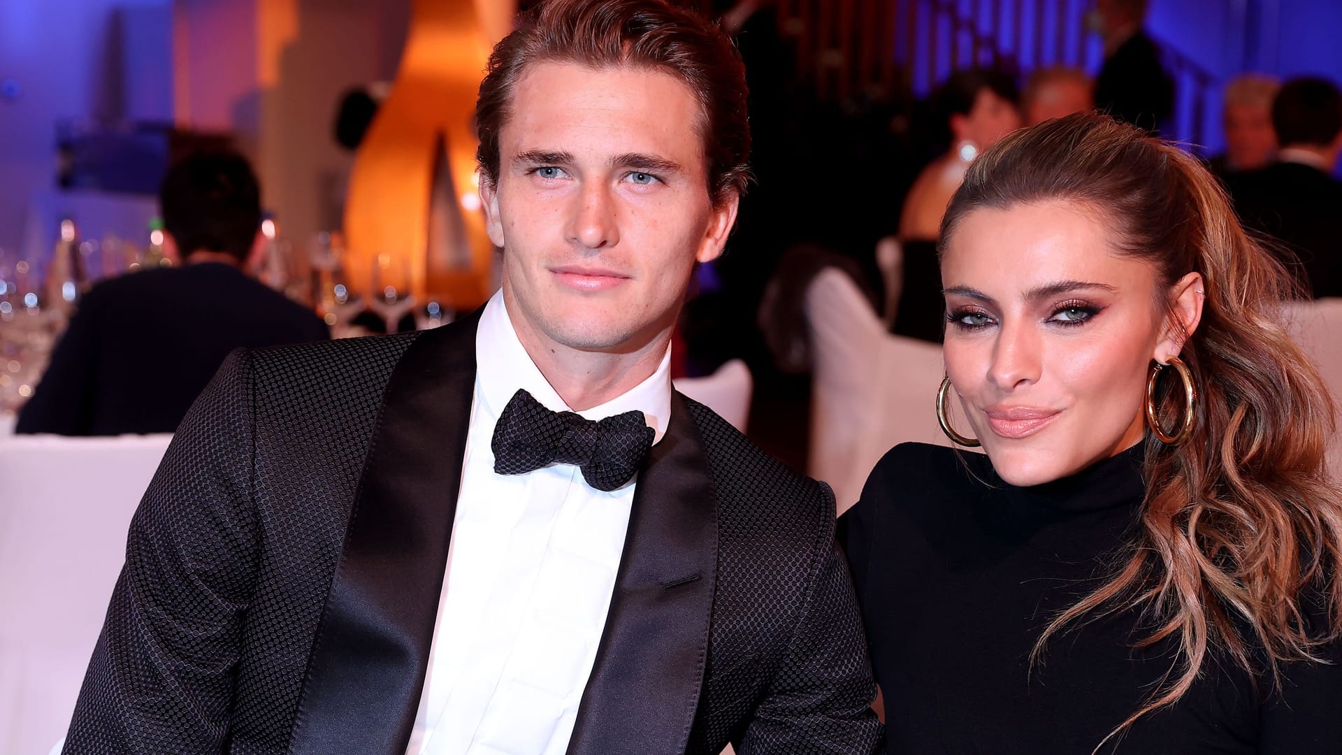 Alexander Zverev und Sophia Thomalla nehmen am "Sportler des Jahres" Award 2021 in Baden-Baden teil.