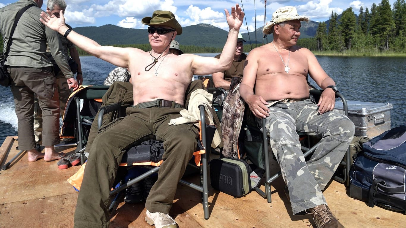 Putin und Schoigu machten öfters gemeinsam Urlaub: Schoigu gehörte zu den engsten Vertrauten des russischen Präsidenten.