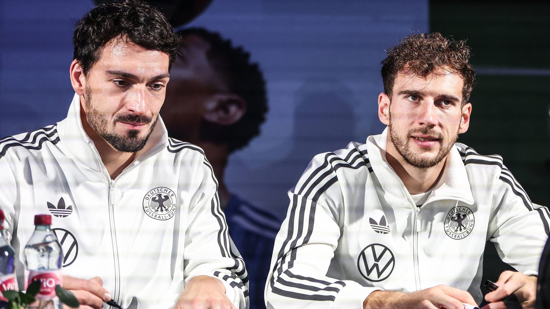 Fehlen bei der EM: Mats Hummels (li.) und Leon Goretzka.