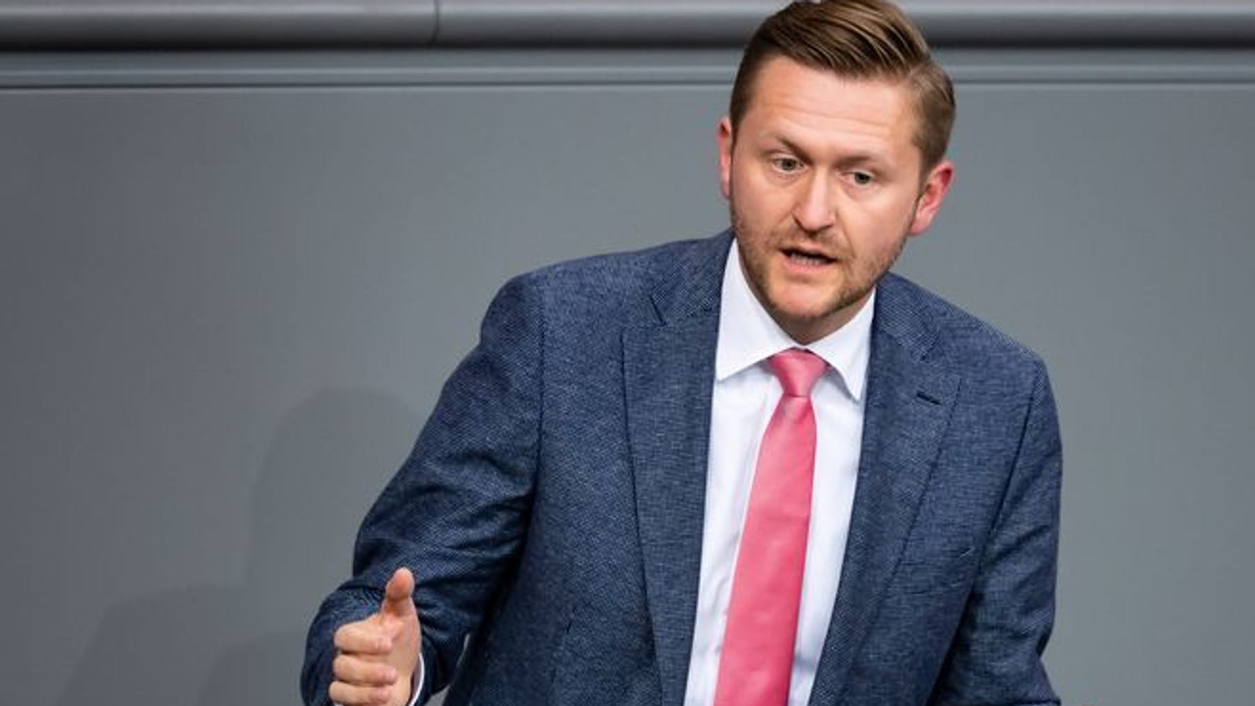 CSU-Politiker Wolfgang Stefinger leidet an Schilddrüsenkrebs...