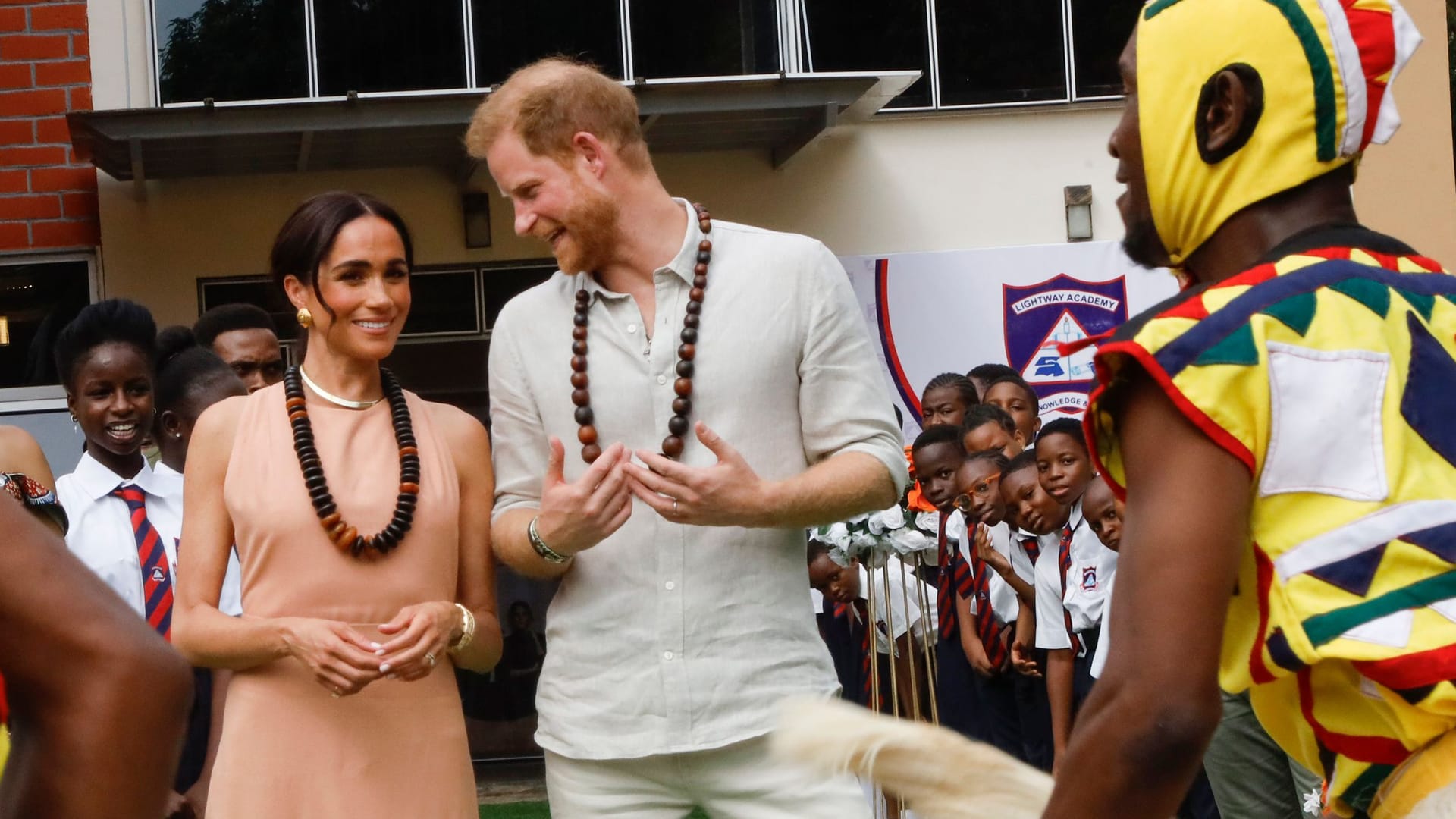 Herzogin Meghan und Prinz Harry: Das Paar lebt mit seinen beiden Kindern in den USA.