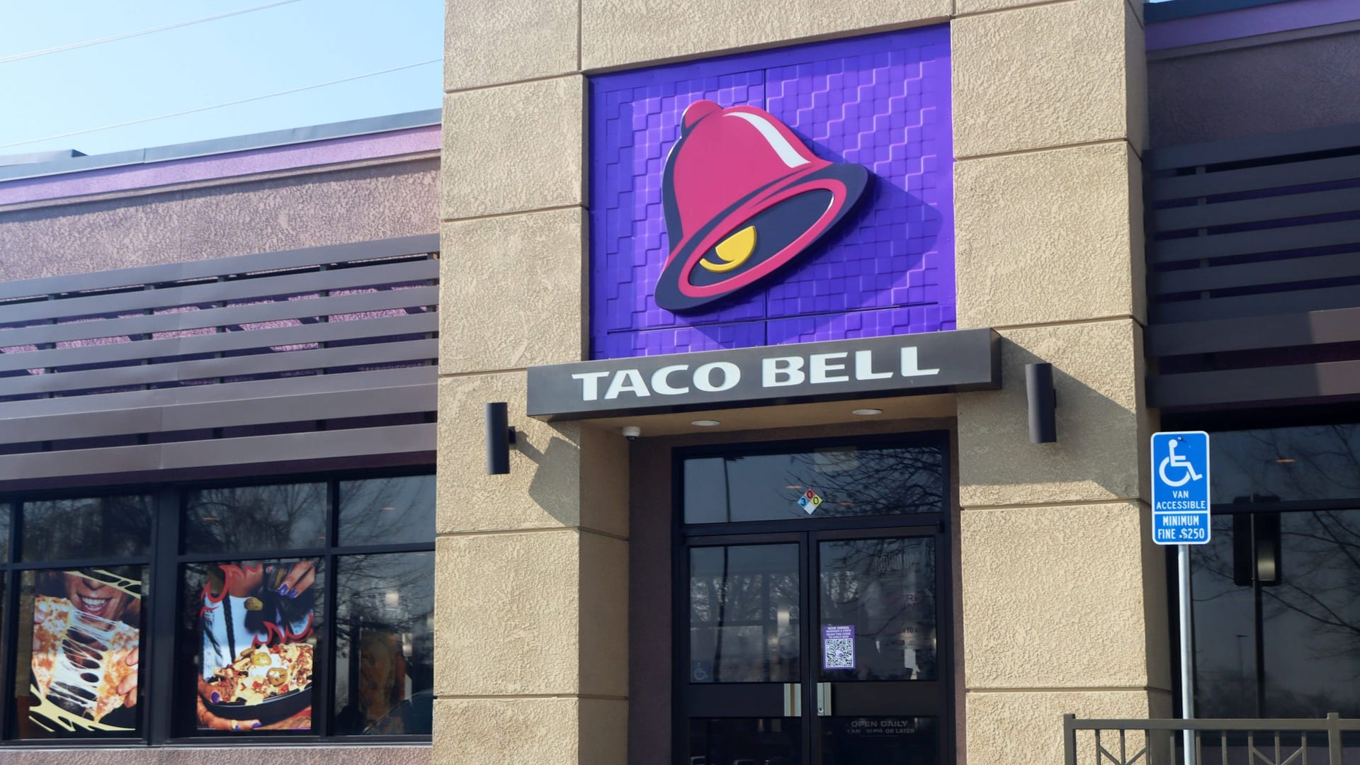 Eine Taco-Bell-Filiale in Tulare County im US-Bundesstaat Kalifornien: Die beliebte Fastfood-Kette eröffnet erstmals Standorte in Berlin.