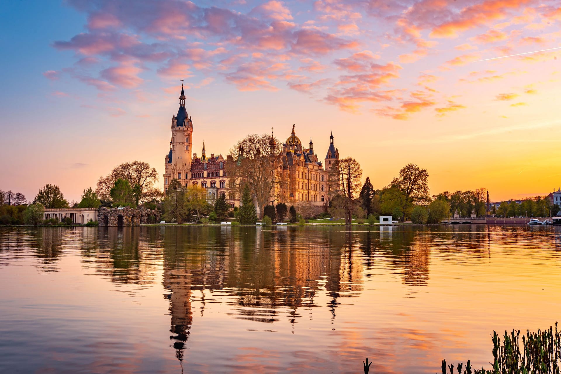 Schwerin Castle at sunset