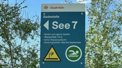 Hinweisschild für eine der neuen Badestellen.