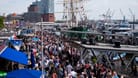 "Elphi", Elbe, dicke Pötte: Hamburg erwartet in diesem Jahr 1,5 Millionen Besucher auf dem Hafengeburtstag.