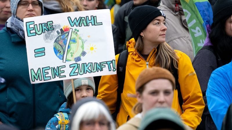 Bundesweite Klima-Proteste: Deutlich weniger Teilnehmer bei Fridays for Future