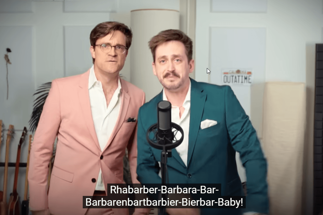 Erfolgreiche Zungenbrecher im Internet: Bodo Wartke und Marti Fischer sind die Interpreten von "Barbaras Rhabarberbar".