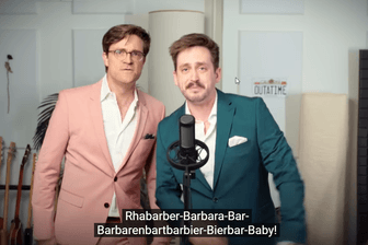 Erfolgreiche Zungenbrecher im Internet: Bodo Wartke und Marti Fischer sind die Interpreten von "Barbaras Rhabarberbar".