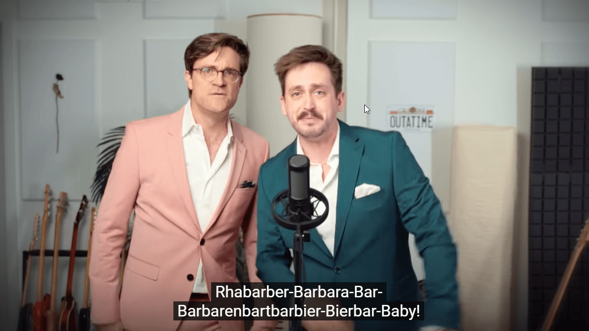 Erfolgreiche Zungenbrecher im Internet: Bodo Wartke und Marti Fischer sind die Interpreten von "Barbaras Rhabarberbar".