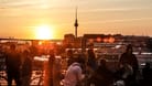 Sonnenuntergang in Berlin: Im Mai hat die Metropole die verschiedensten Veranstaltungen zu bieten.