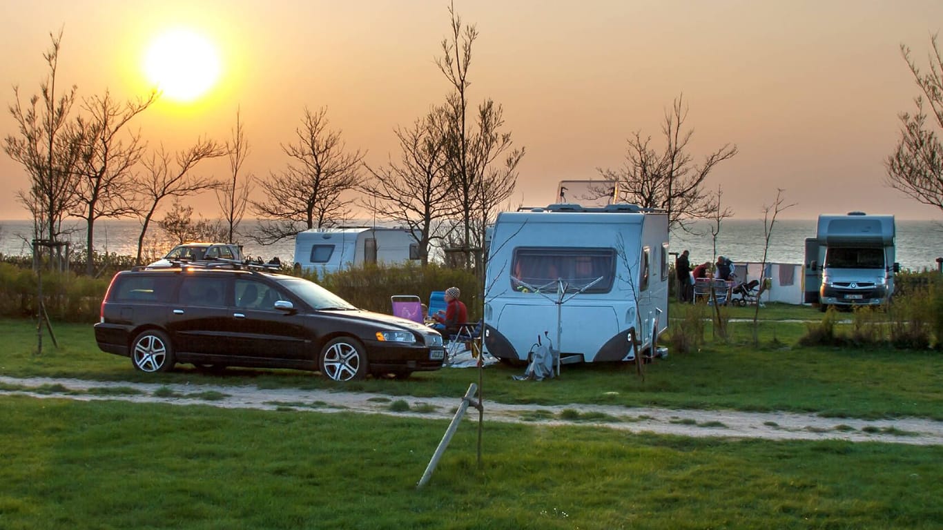 Ein Campingplatz an der See: Im europaweiten Vergleich liegt Deutschland mit seinem bundesweiten Schnitt von 27,52 Euro weiter im oberen Mittelfeld.