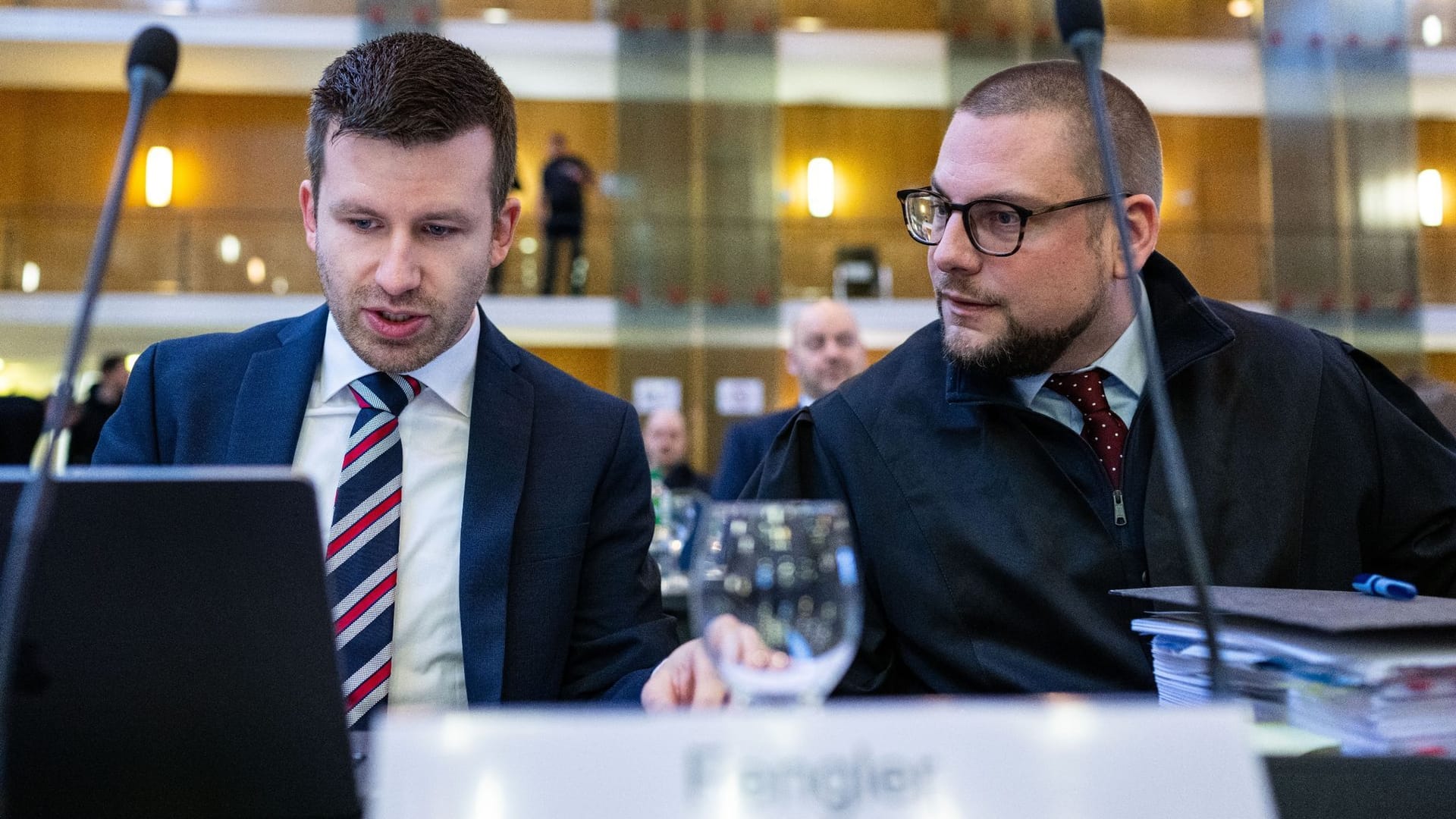 Berufungsverfahren zur Einstufung der AfD durch Verfassungsschutz Berufungsverfahren zur Einstufung der AfD durch Verfassungsschutz