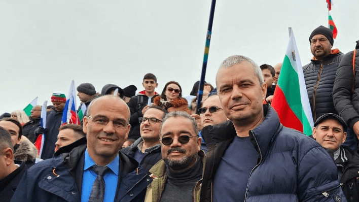Nationalfeiertag: Die AfD-Abgeordneten Rainer Rothfuß und Harald Weyel feierten mit dem "Wiedergeburt"-Vorsitzenden Kostadin Kostadinov.