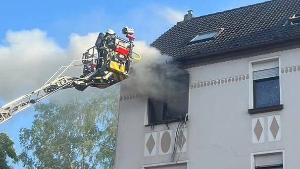 Feuerwehreinsatz an der Saarner Straße in Mülheim an der Ruhr: Verletzt wurde niemand.