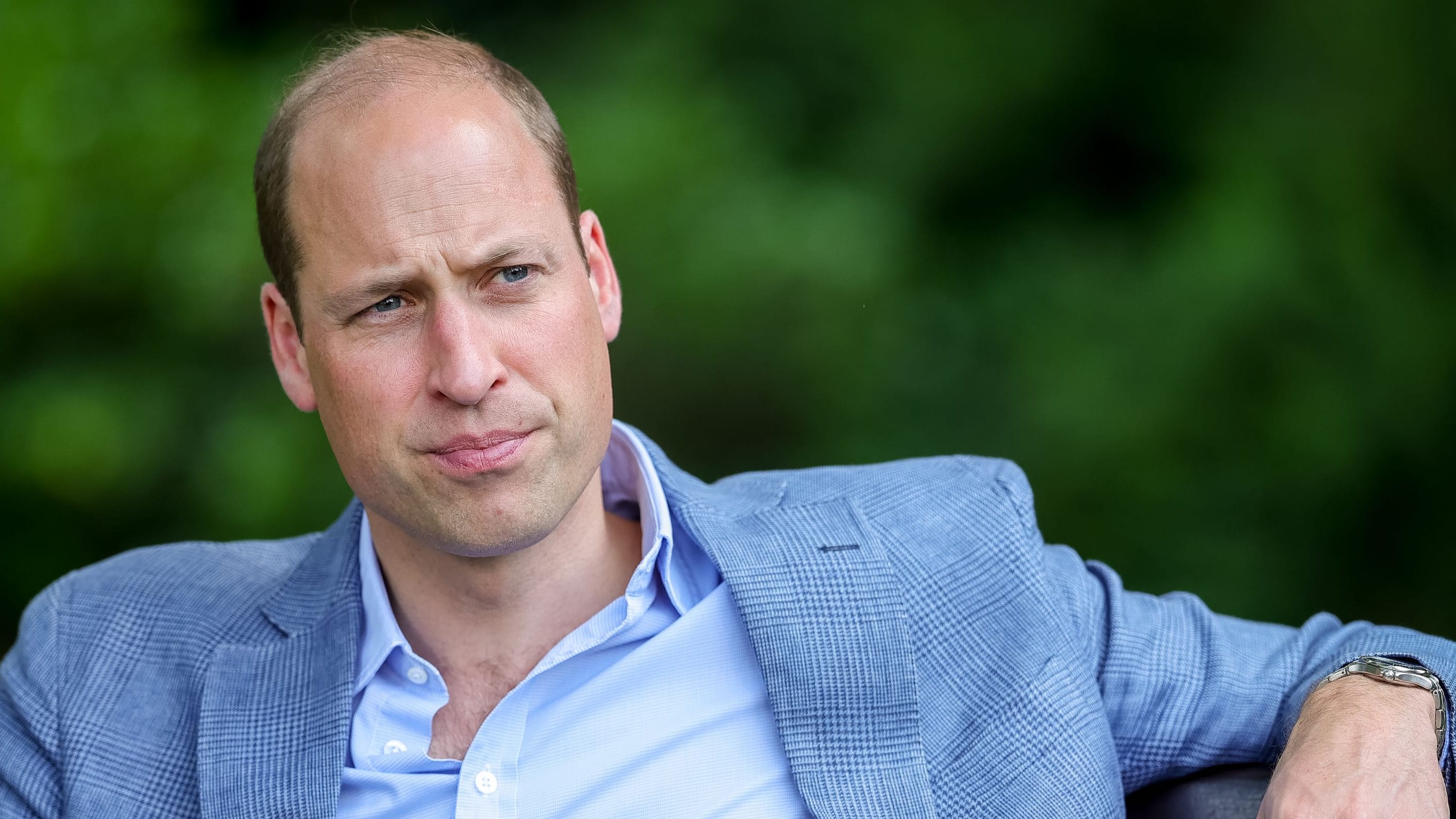 Prinz William wird von Cousinen bei Gartenparty ohne Kate unterstützt