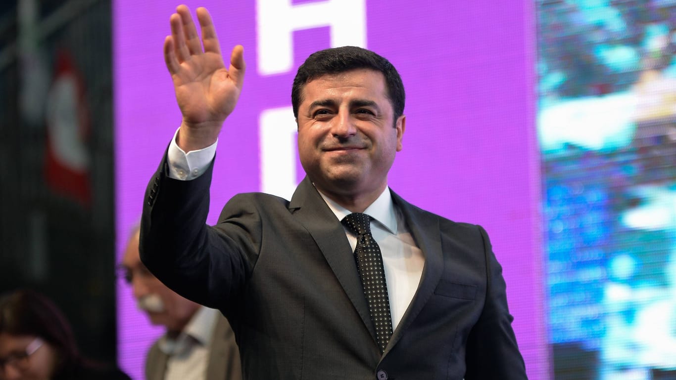 Selahattin Demirtaş: Der Europarat fordert bislang erfolglos die Freilassung des kurdischen Oppositionellen, der in der Türkei in Haft sitzt.