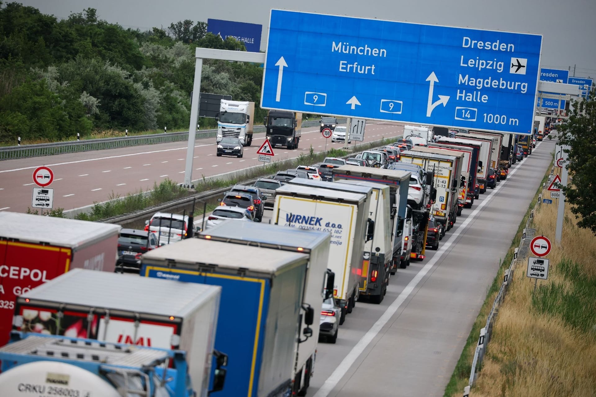 Stau auf der A9 bei Leipzig