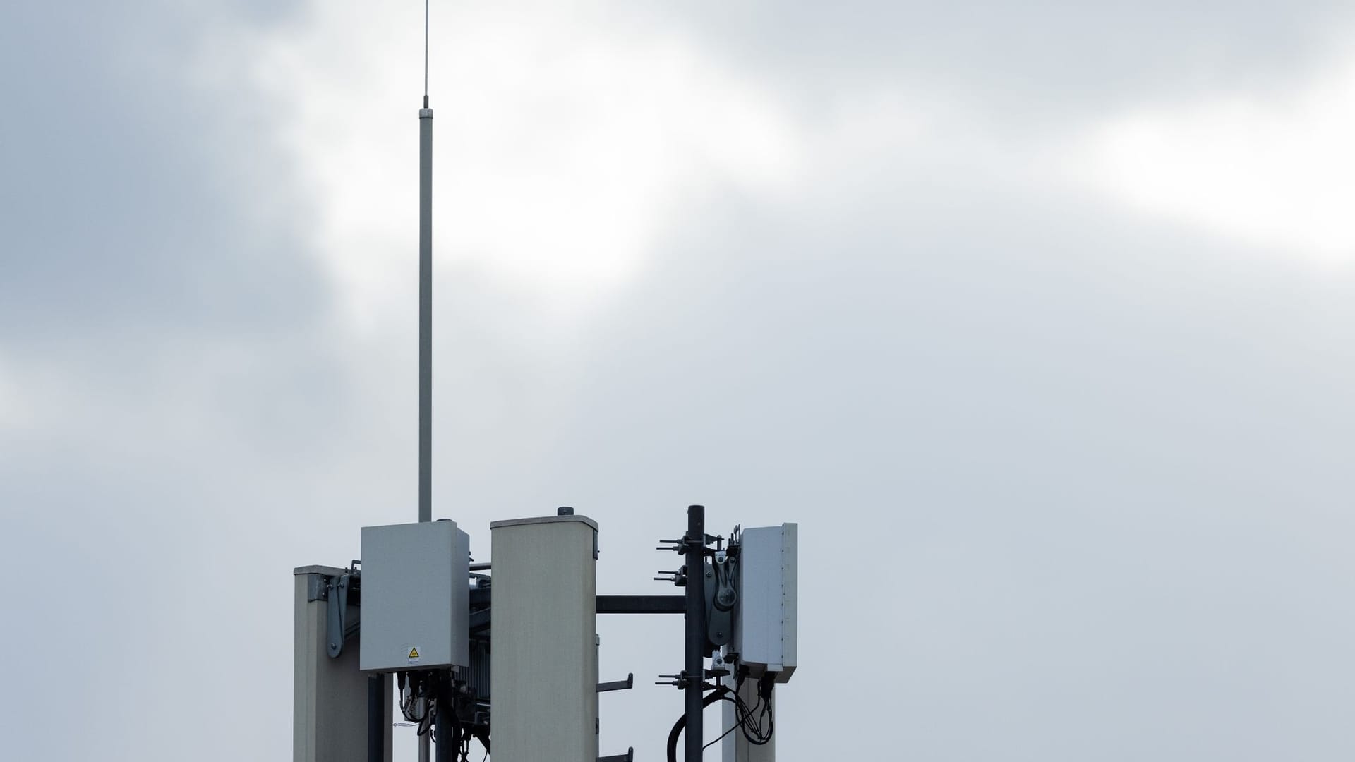 Behörde stellt Regeln für Handynetzausbau vor