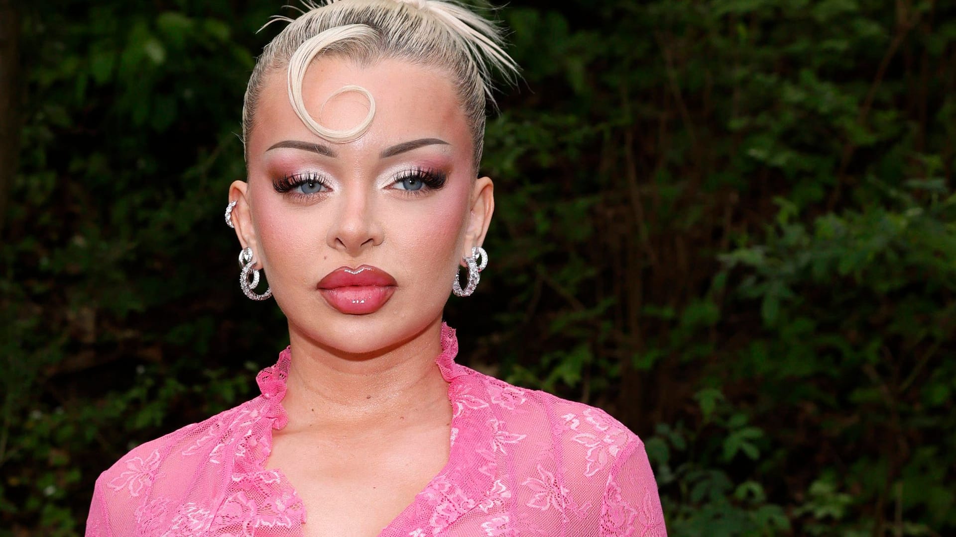 Katja Krasavice: Die Rapperin saß 2023 in der Jury von "Deutschland sucht den Superstar". Katja Krasavice: Die Rapperin saß 2023 in der Jury von "Deutschland sucht den Superstar".