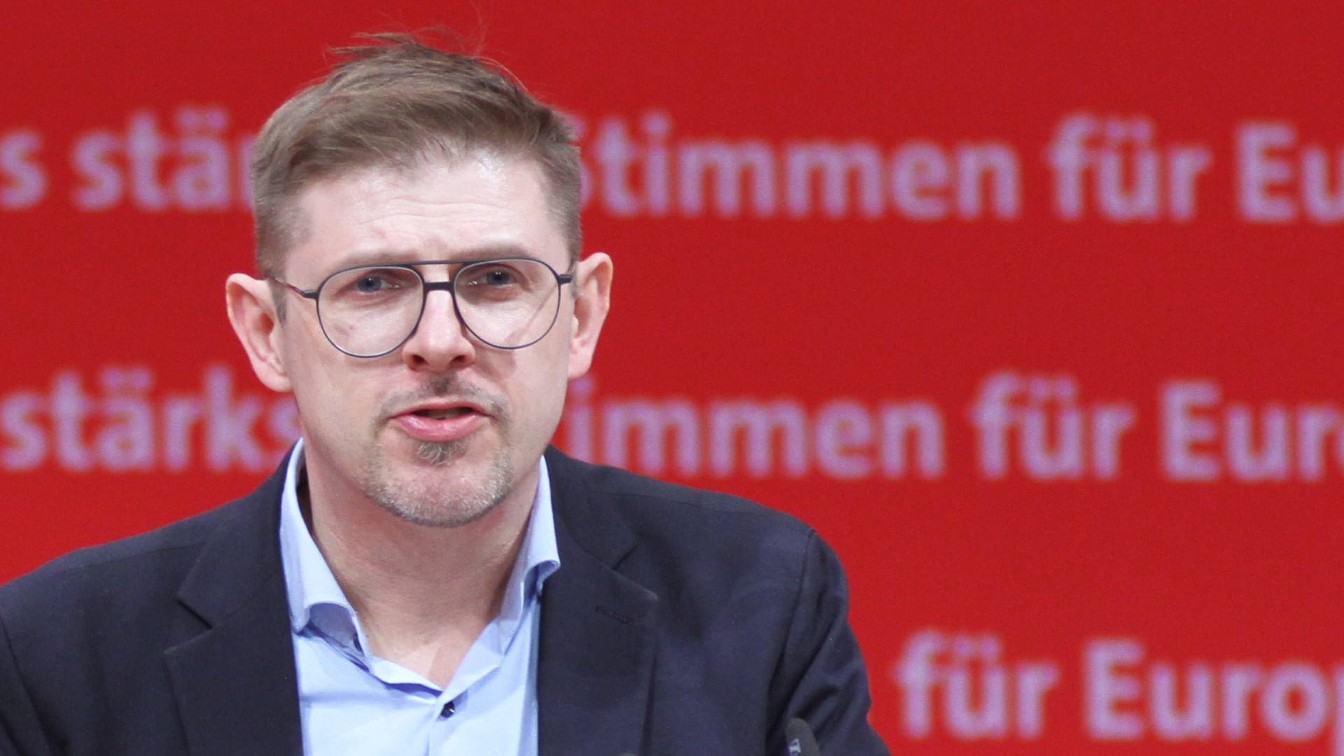 SPD-Europapolitiker Matthias Ecke (Archivbild): Der 41-Jährige ist im Wahlkampf in Dresden schwer verletzt worden.