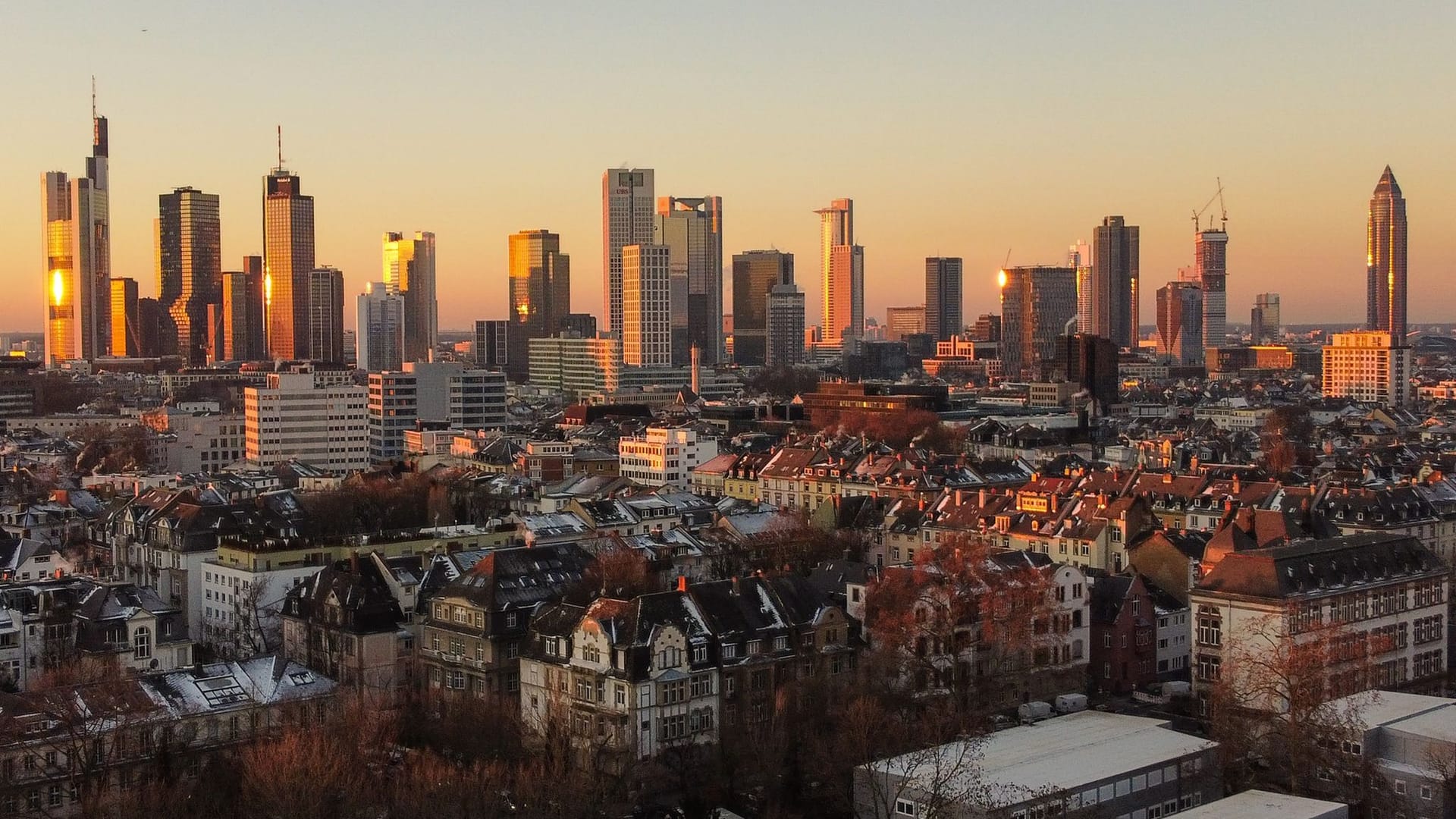 Aufgehende Sonne in Frankfurt