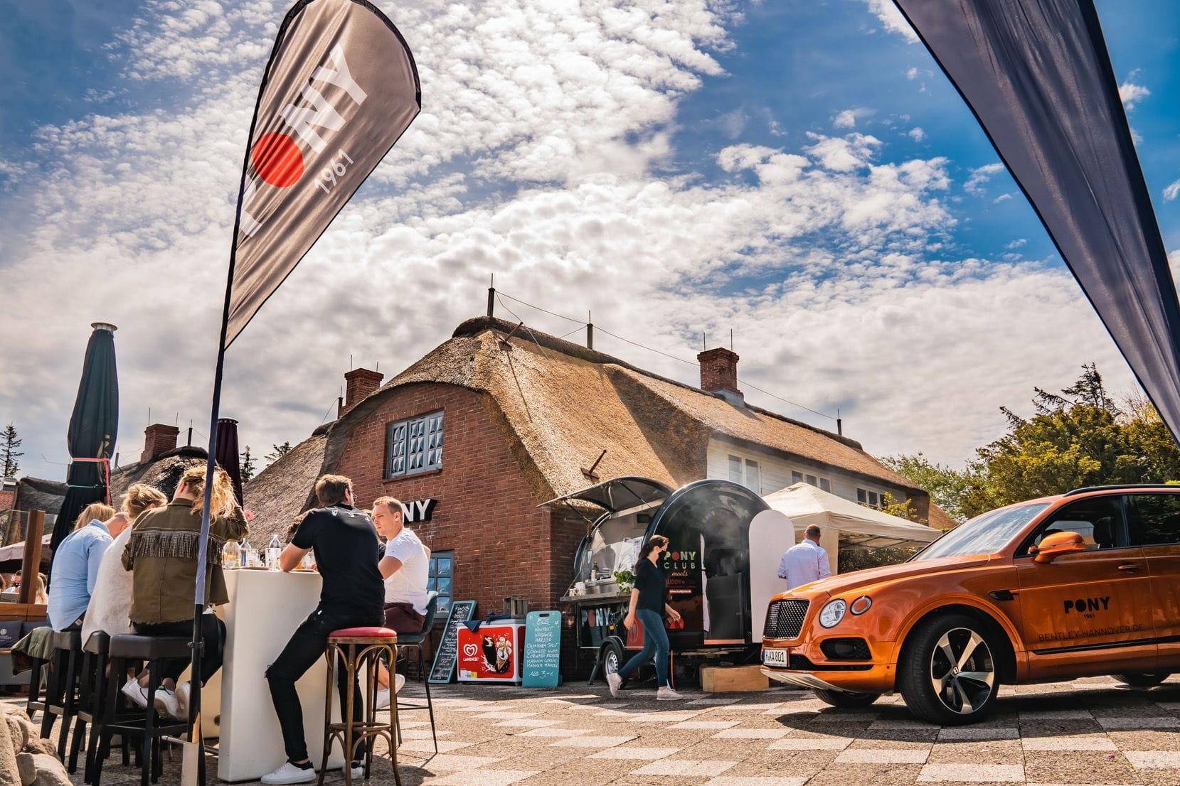 Die Diskothek "Pony" auf Sylt: Hier zeigten Feiernde den Hitlergruß und sangen rechtsextreme Parolen.