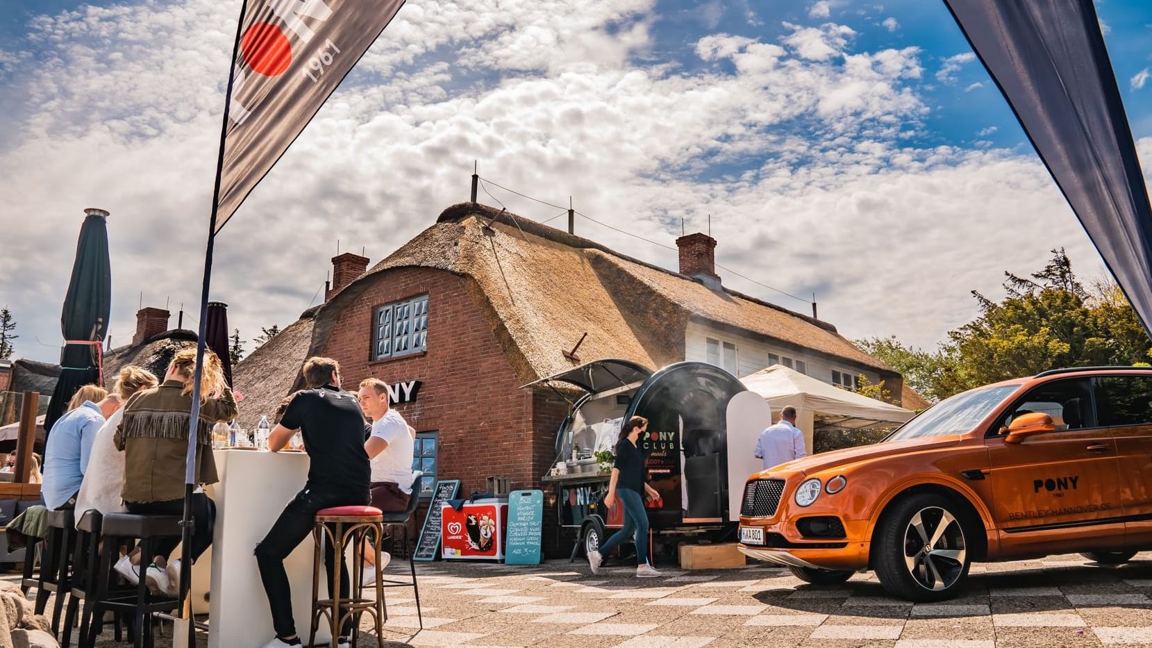 Die Diskothek "Pony" auf Sylt: Hier zeigten Feiernde den Hitlergruß und sangen rechtsextreme Parolen.