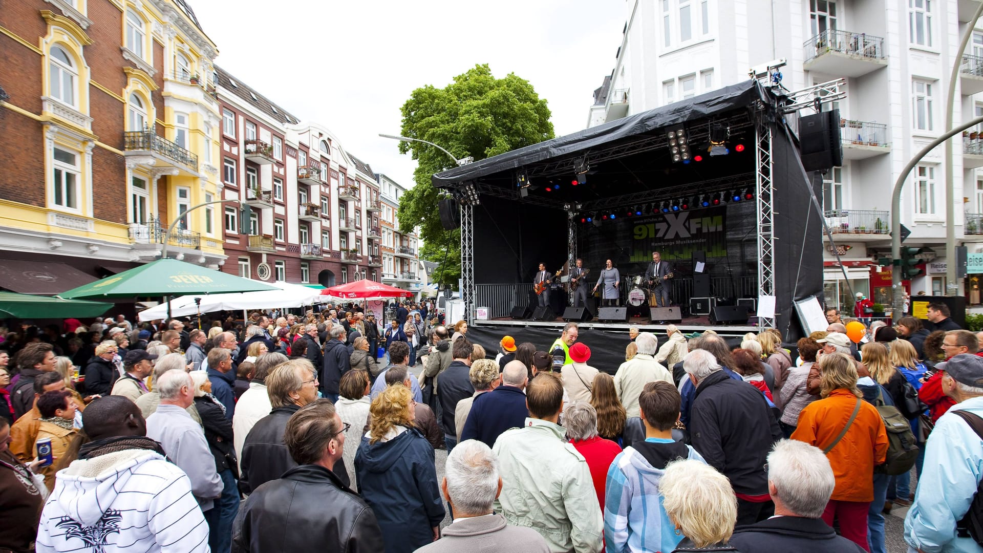 Das Eppendorfer Landstraßenfest findet Anfang Juni 2024 statt.