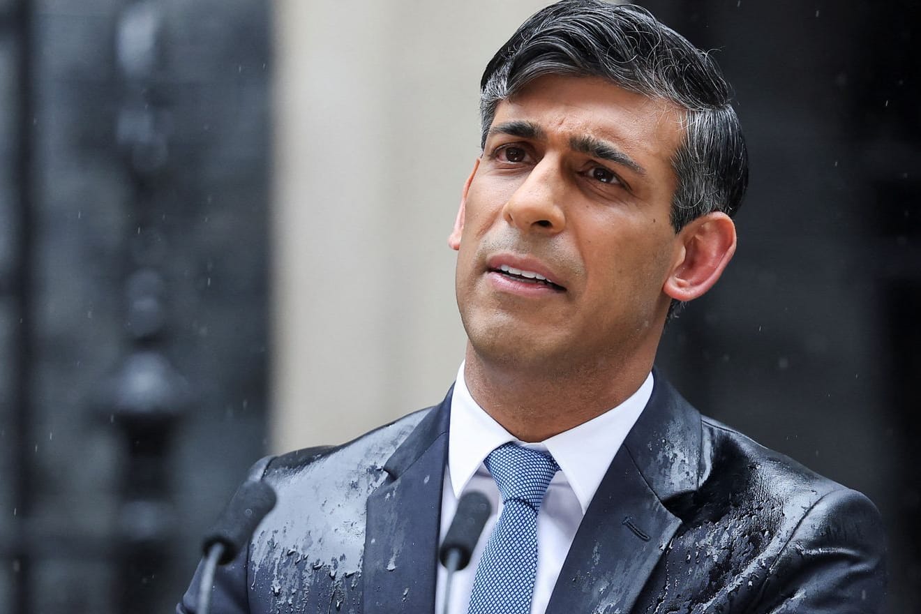 Rishi Sunak: Er ruft frühere Neuwahlen aus.