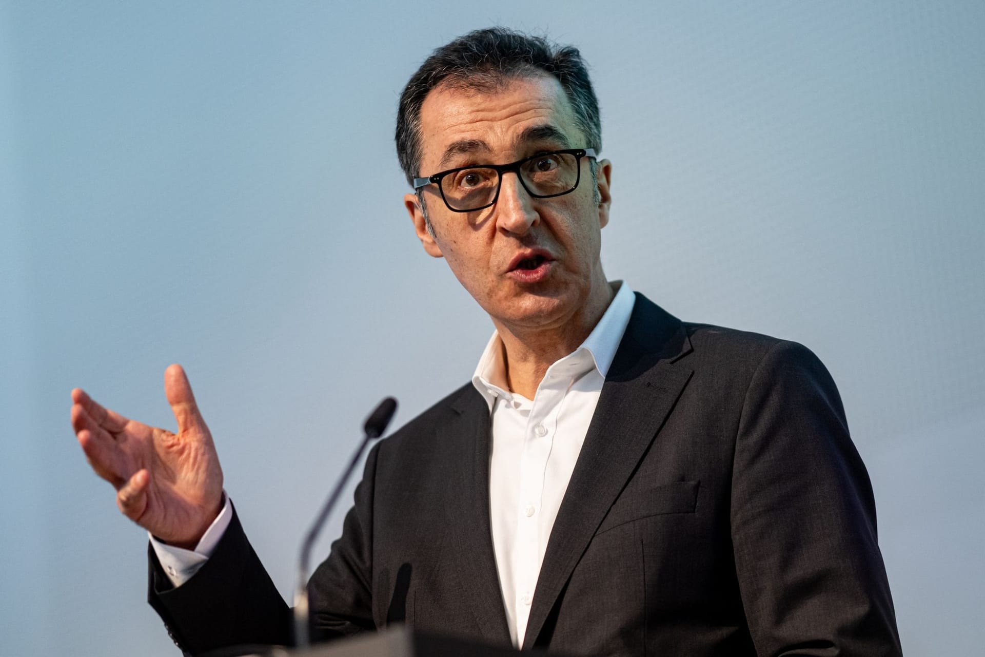 Minister Özdemir Minister Özdemir