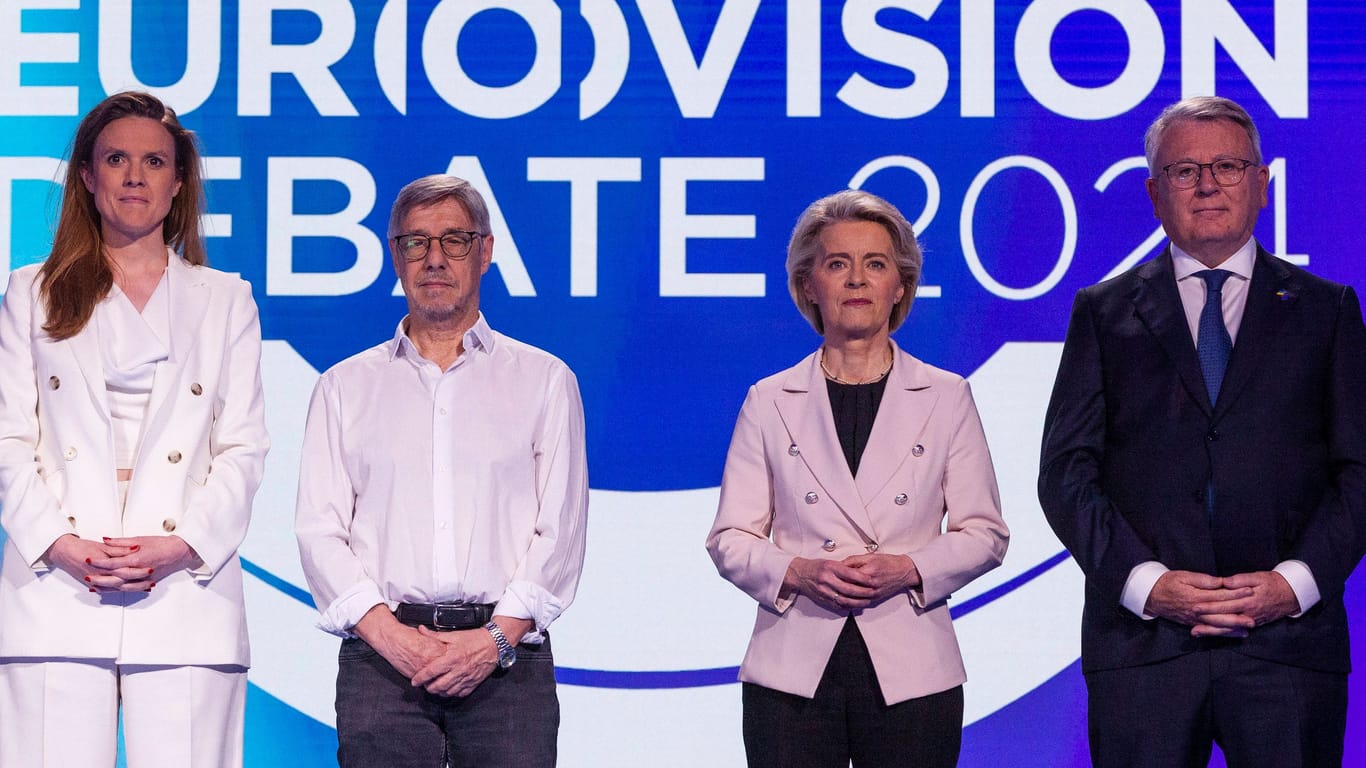 TV-Debatte der Spitzenkandidaten (v.l.n.r.): Terry Reintke (Grüne/EFA), Walter Baier (Europäische Linke), Ursula von der Leyen (EVP) und Nicolas Schmit (S&D).