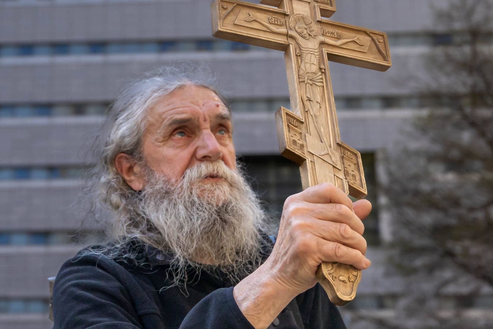 Beim Teutates: Ein spirituell angehauchter Trump-Anhänger vor dem Gericht in Manhattan.